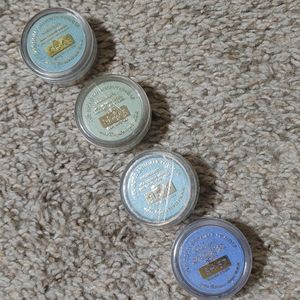 24K Gold Amore Mio Cosmetics Eyeshadow